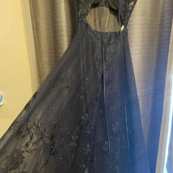Navy Blue Grad / Prom Dress - Picture 2 of 7
